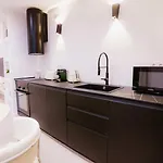 Vakantiehuis Sauna - Massage - Double Shower - Luxe In