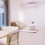 Sauna - Massage - Double Shower - Luxe In *
